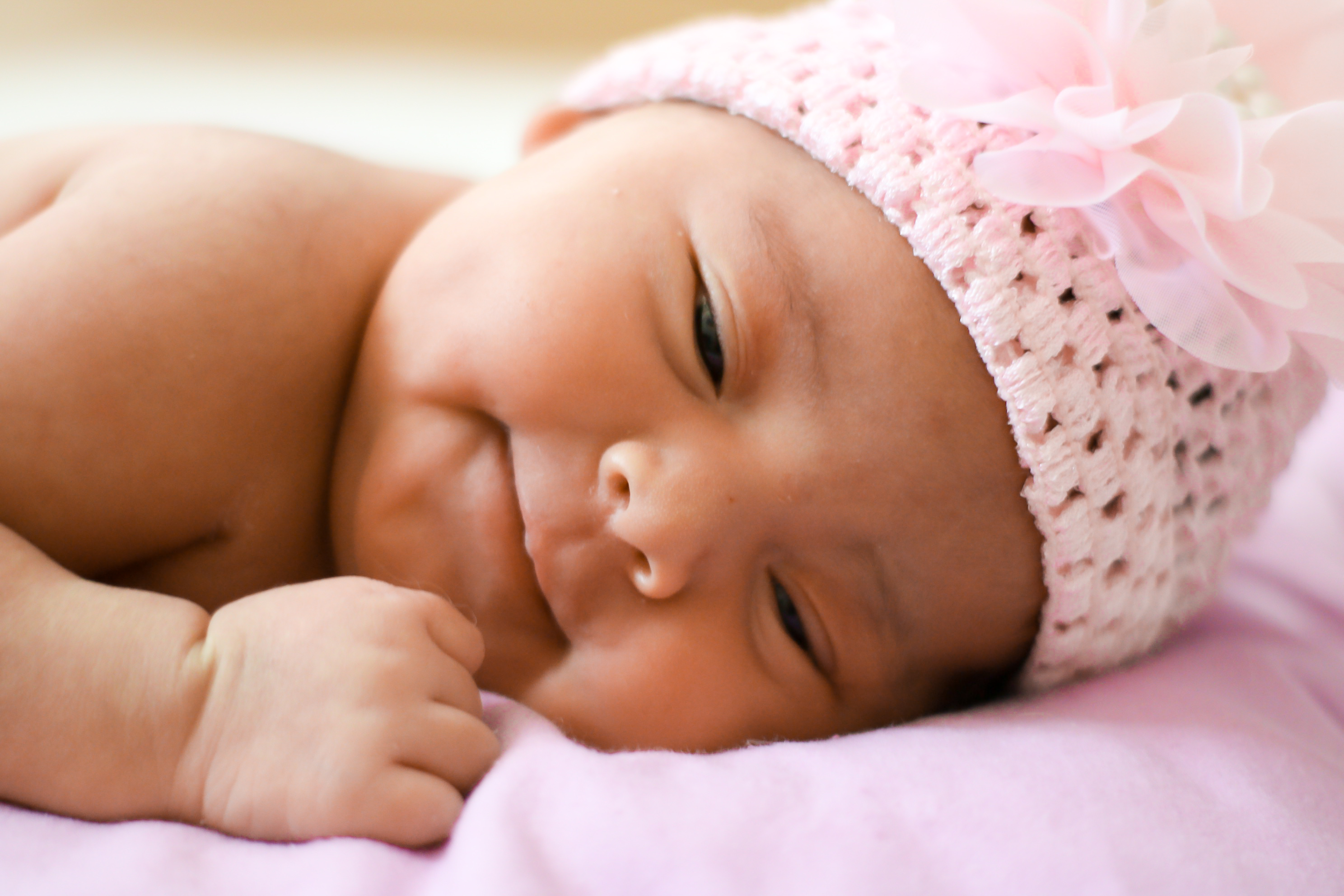 Para o seu bebê dormir tranquilo: aprenda como fazer um travesseiro aromático de camomila