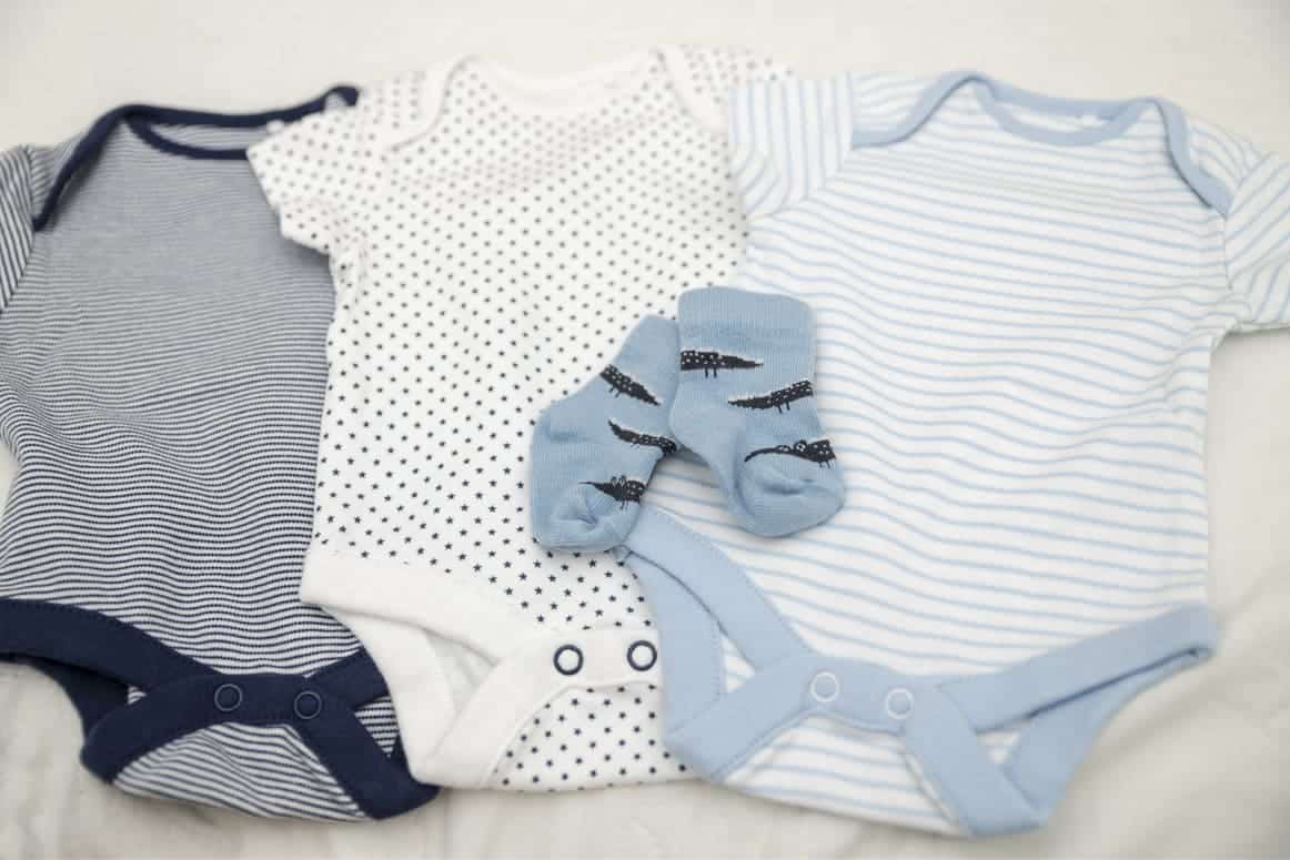  roupas de bebê, macacões e meias para bebê recém-nascido