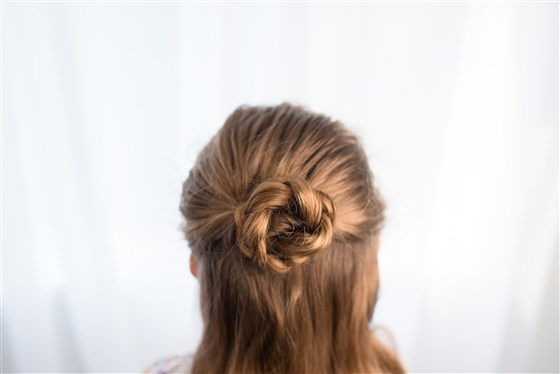Trança de Flores: aprenda como fazer este lindo penteado - Blog Moda  Infantil