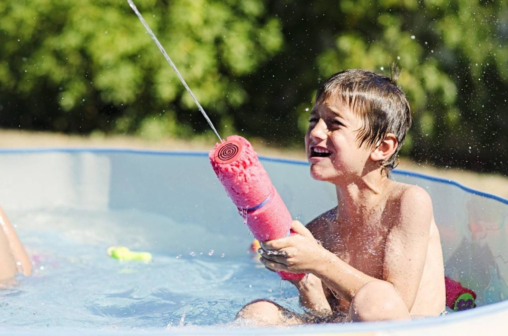 festa na piscina infantil